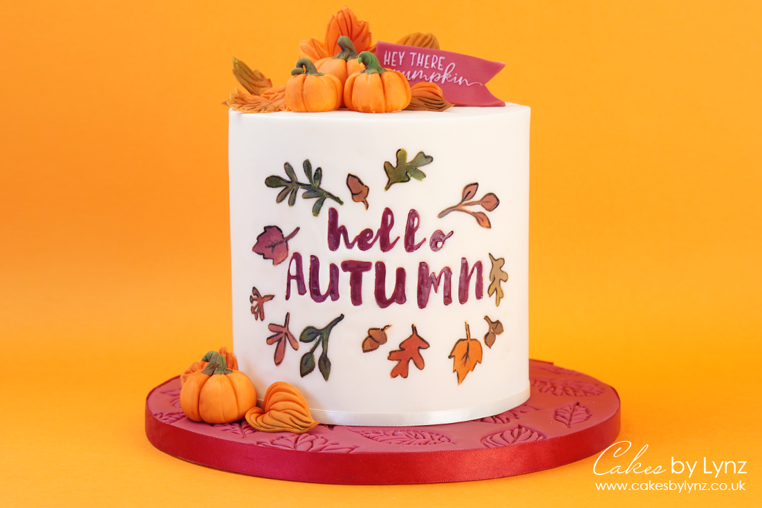 Autumn leaves cake tutorial 6 Autumn leaves cake tutorial 6