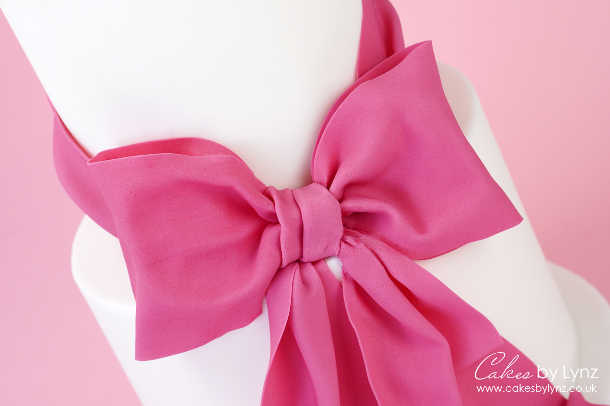 Giant Bow Cake Tutorial