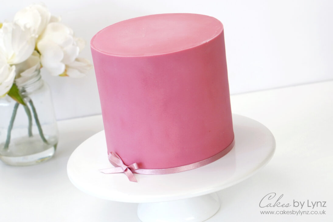 The fondant panelling method