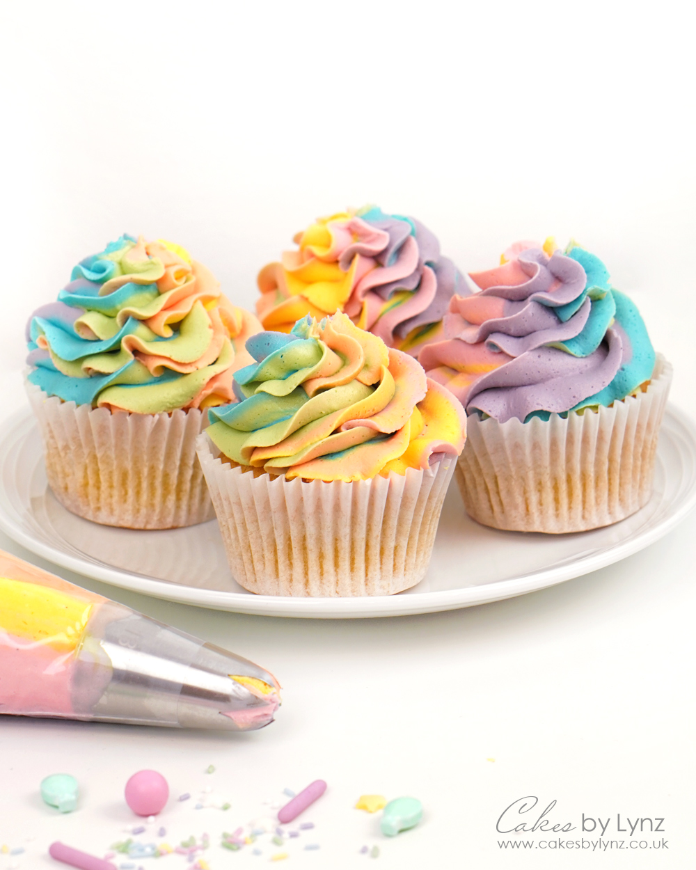 How to pipe rainbow buttercream cupcakes
