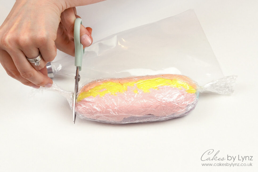 How to create rainbow buttercream