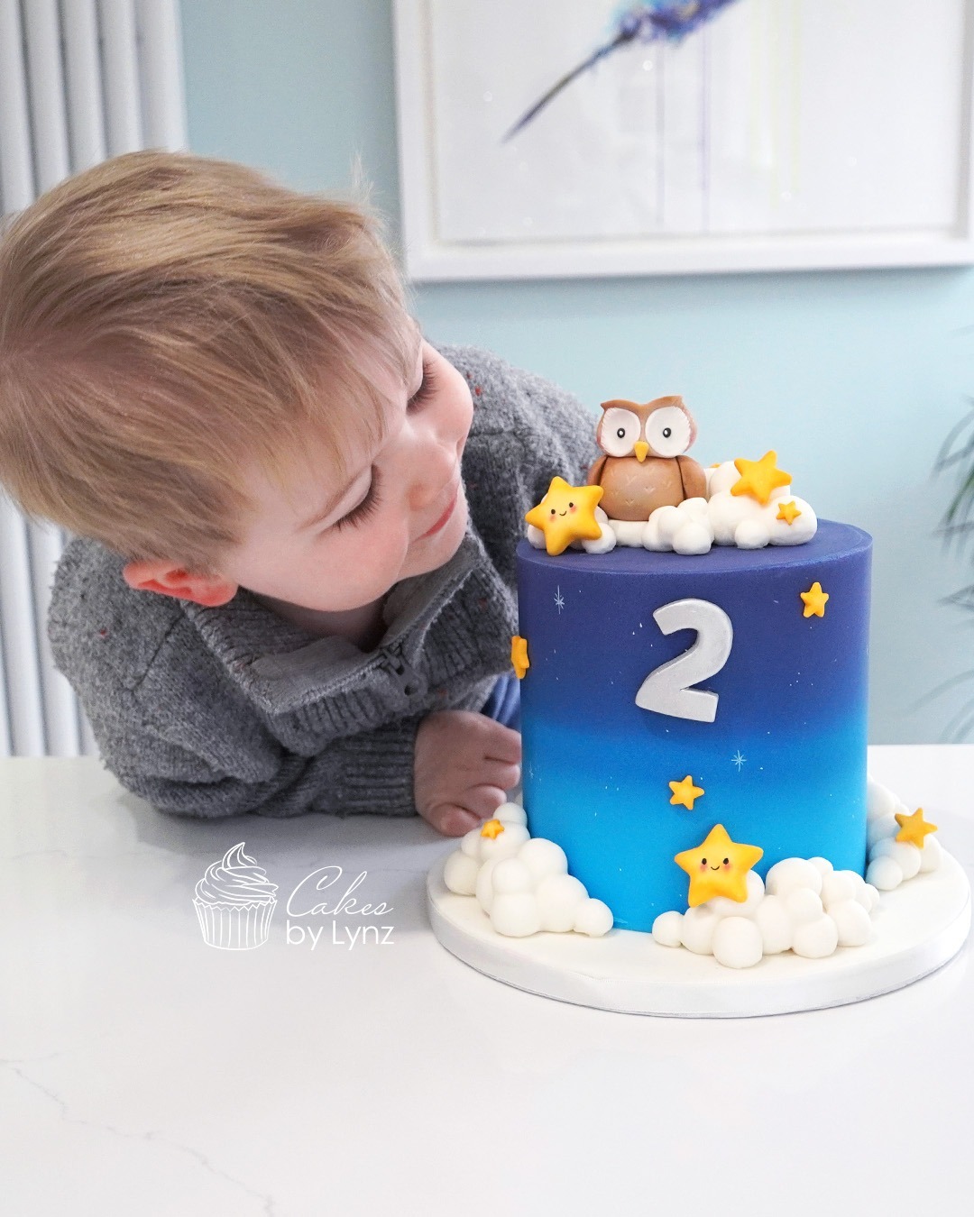 Twinkle Twinkle Little Star Owl Cake tutorial - Hendrix's second birthday cake